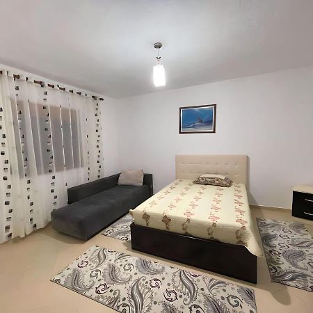 Guri Guest House Pogradec Luaran gambar