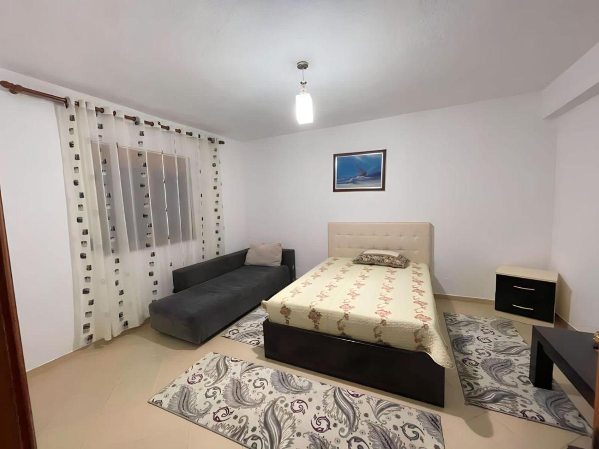 Guri Guest House Pogradec Luaran gambar