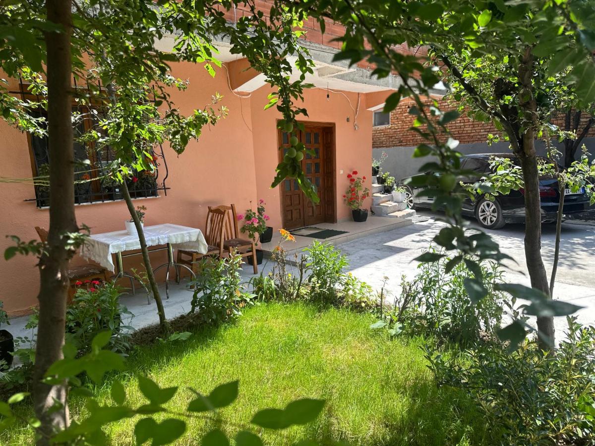 Guri Guest House Pogradec Luaran gambar