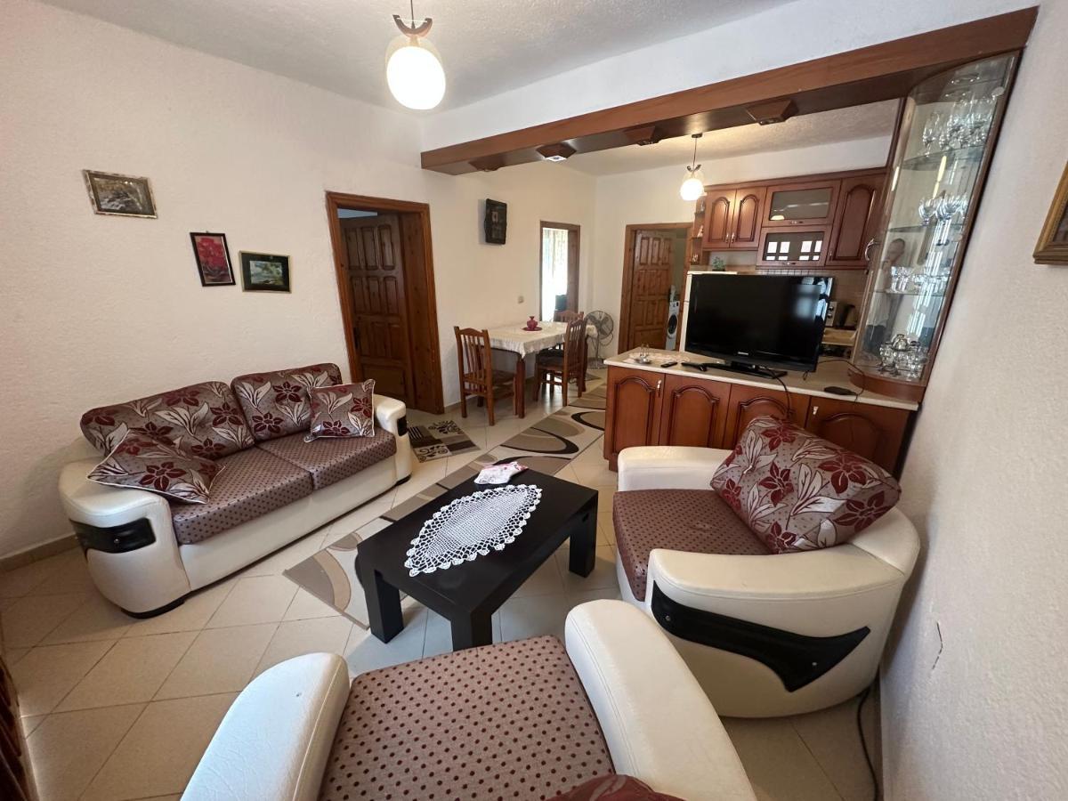 Guri Guest House Pogradec Luaran gambar