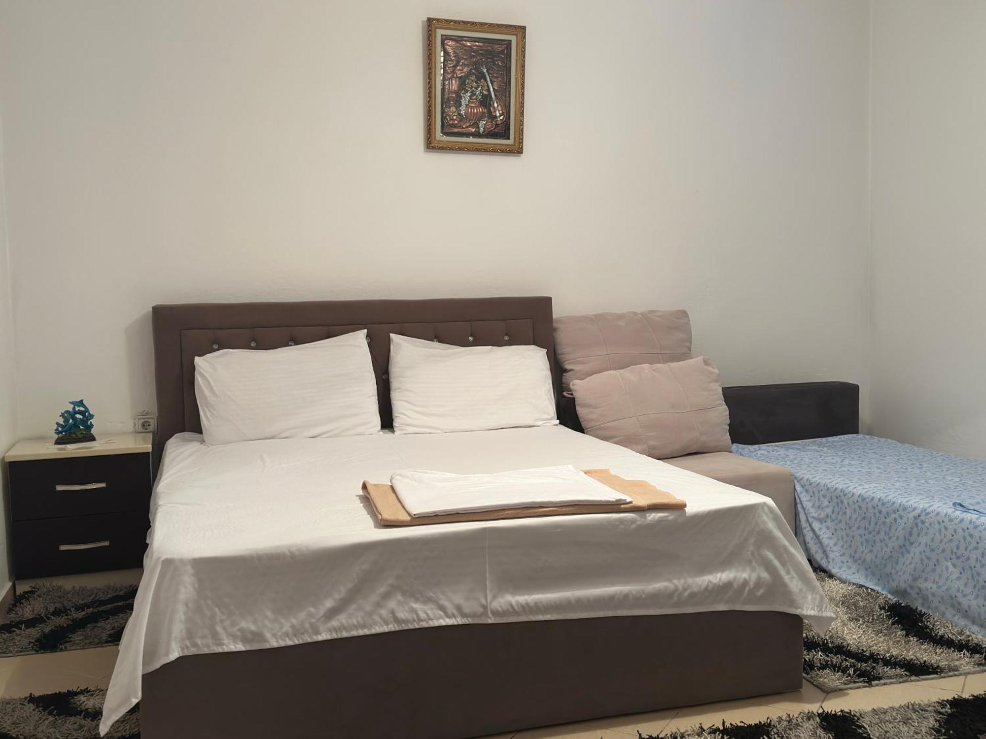 Guri Guest House Pogradec Luaran gambar